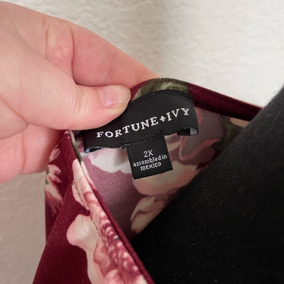 Burgundy HiLo Wrap Dress - Picture 3 of 4